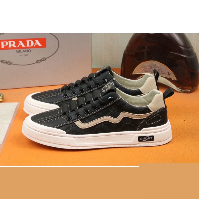 Pra*a casual shoes